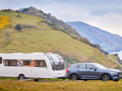 Car towing Bailey Unicorn V Caravan